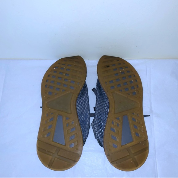 Adidas Deerupt Runner Gray Mesh Detail Sneakers - Picture 6 of 7